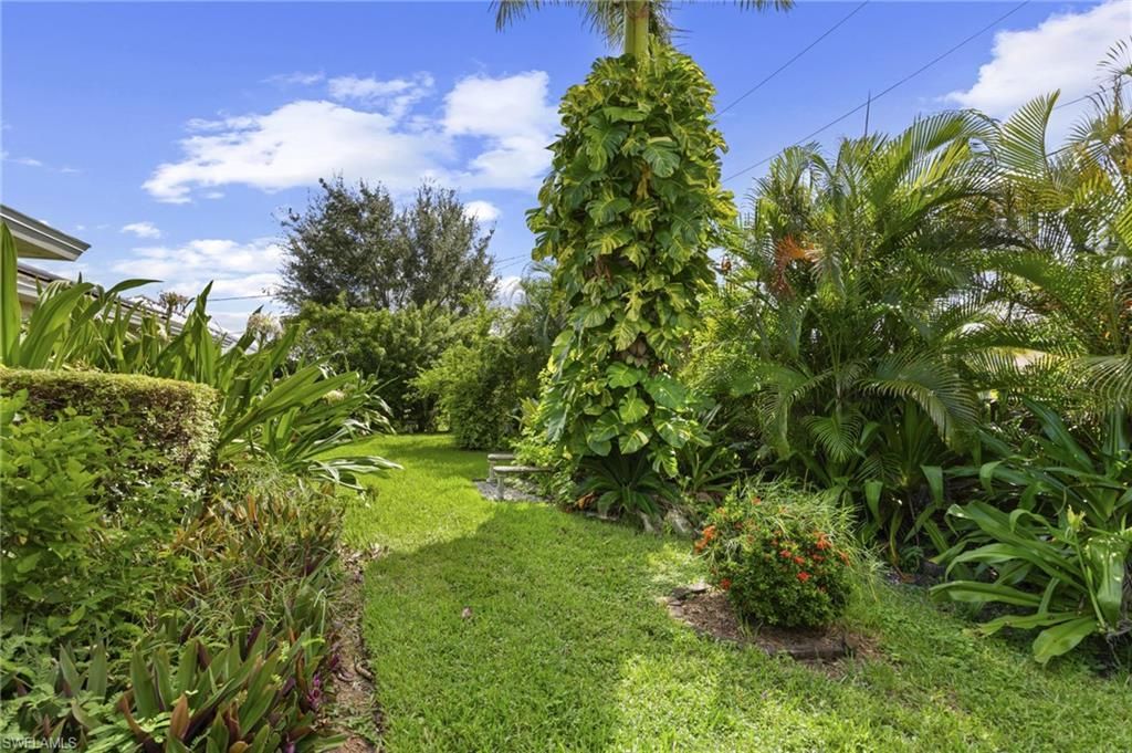 1526 NW 24th Ter, Cape Coral, FL 33993 Photo