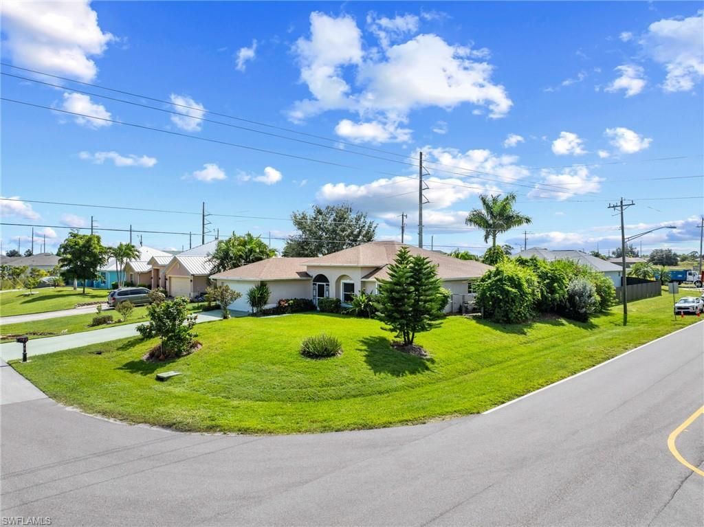 1526 NW 24th Ter, Cape Coral, FL 33993 Photo