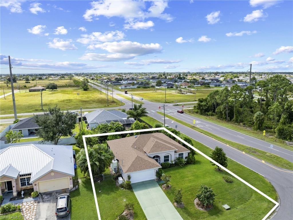 1526 NW 24th Ter, Cape Coral, FL 33993 Photo