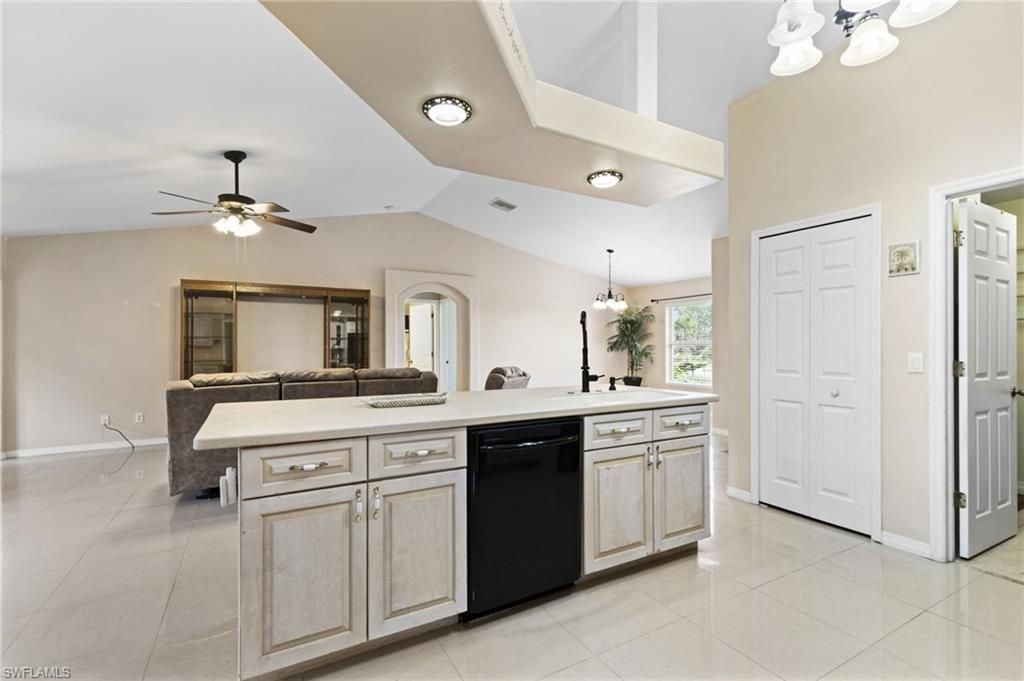 1526 NW 24th Ter, Cape Coral, FL 33993 Photo