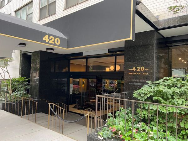 420 E 51st Street, Unit 8DE, New York (Manhattan), NY 10022