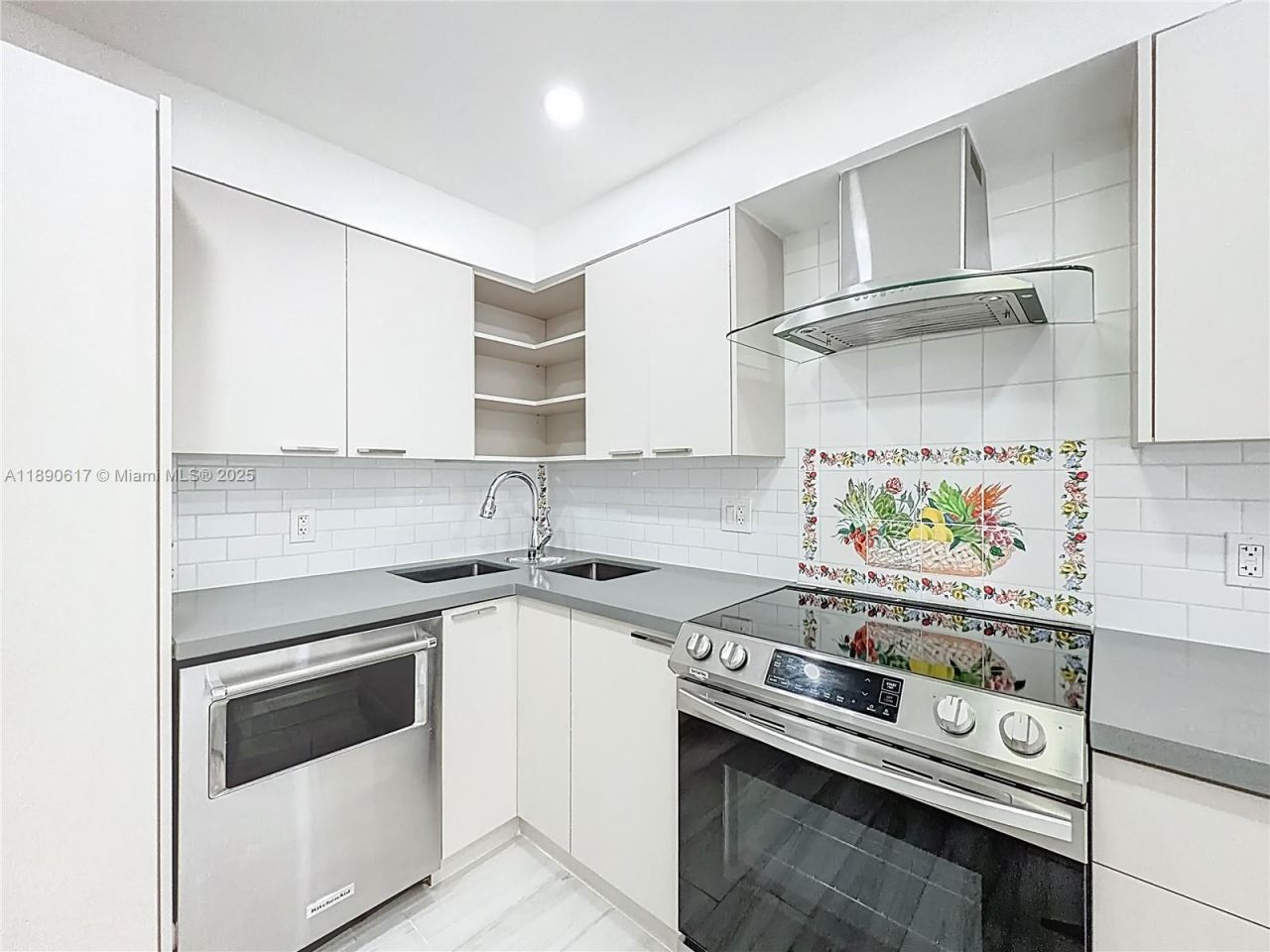 250 174th St, Unit 1211, Sunny Isles Beach, FL 33160 Photo