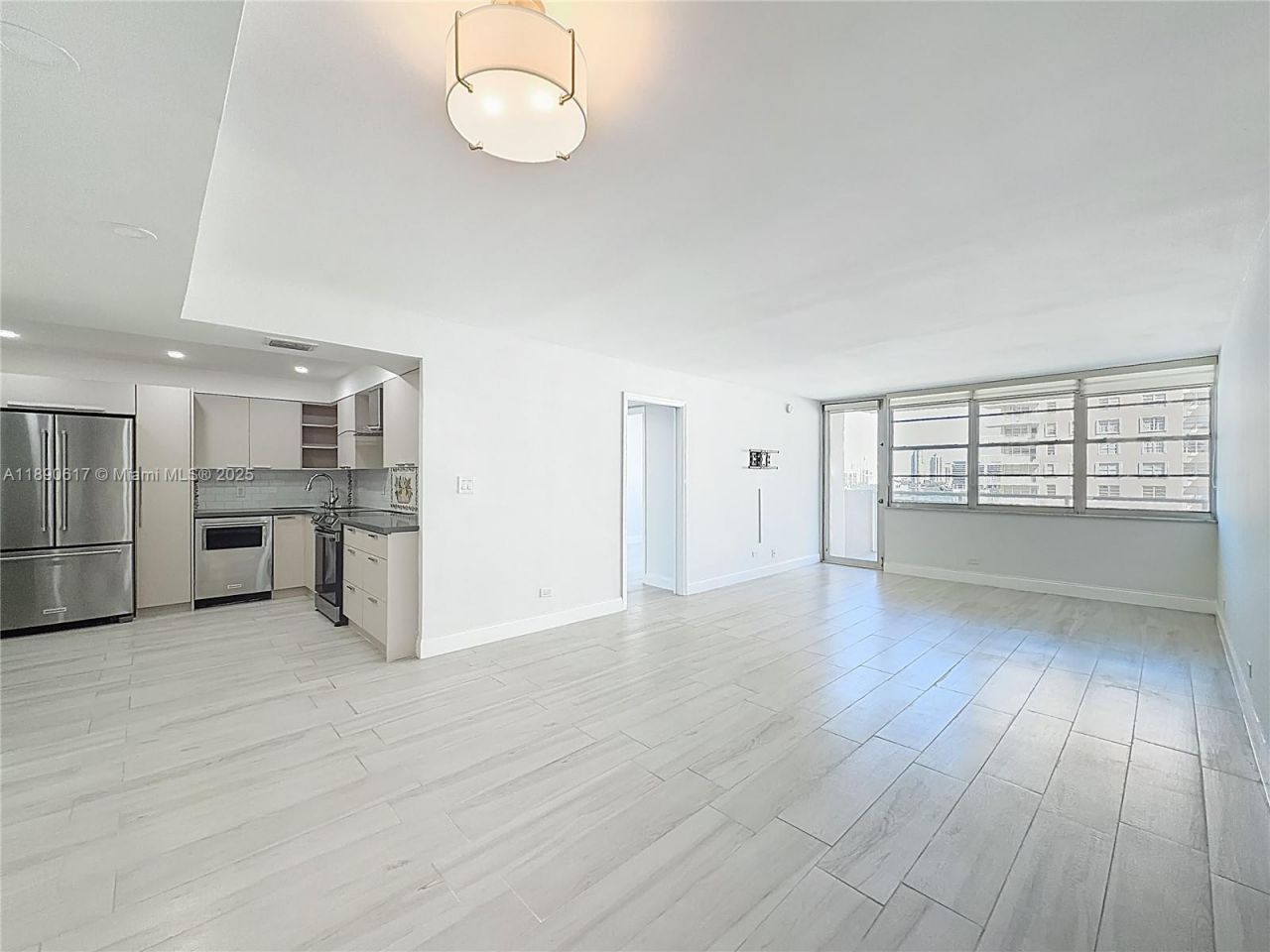 250 174th St, Unit 1211, Sunny Isles Beach, FL 33160 Photo