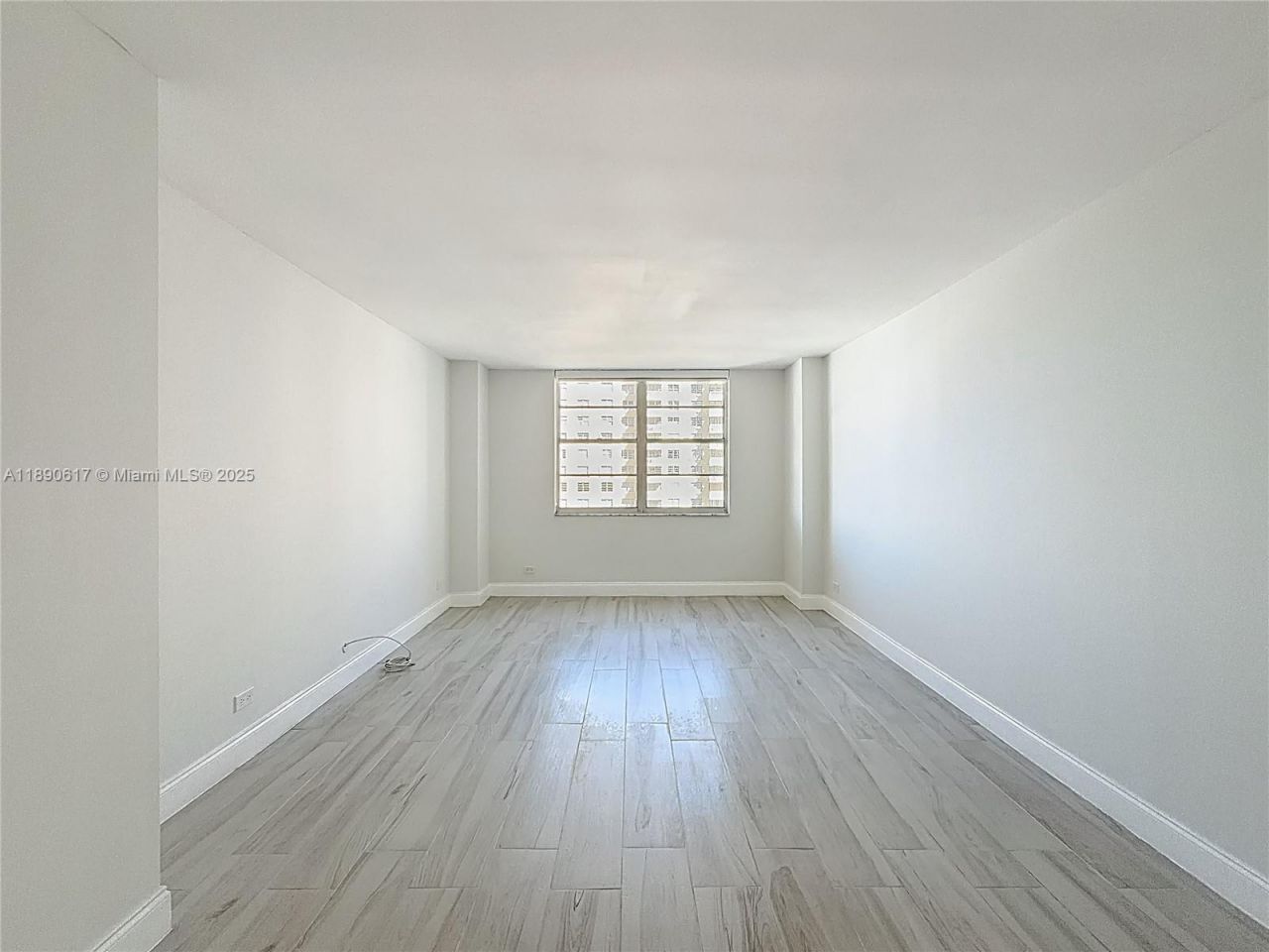 250 174th St, Unit 1211, Sunny Isles Beach, FL 33160 Photo