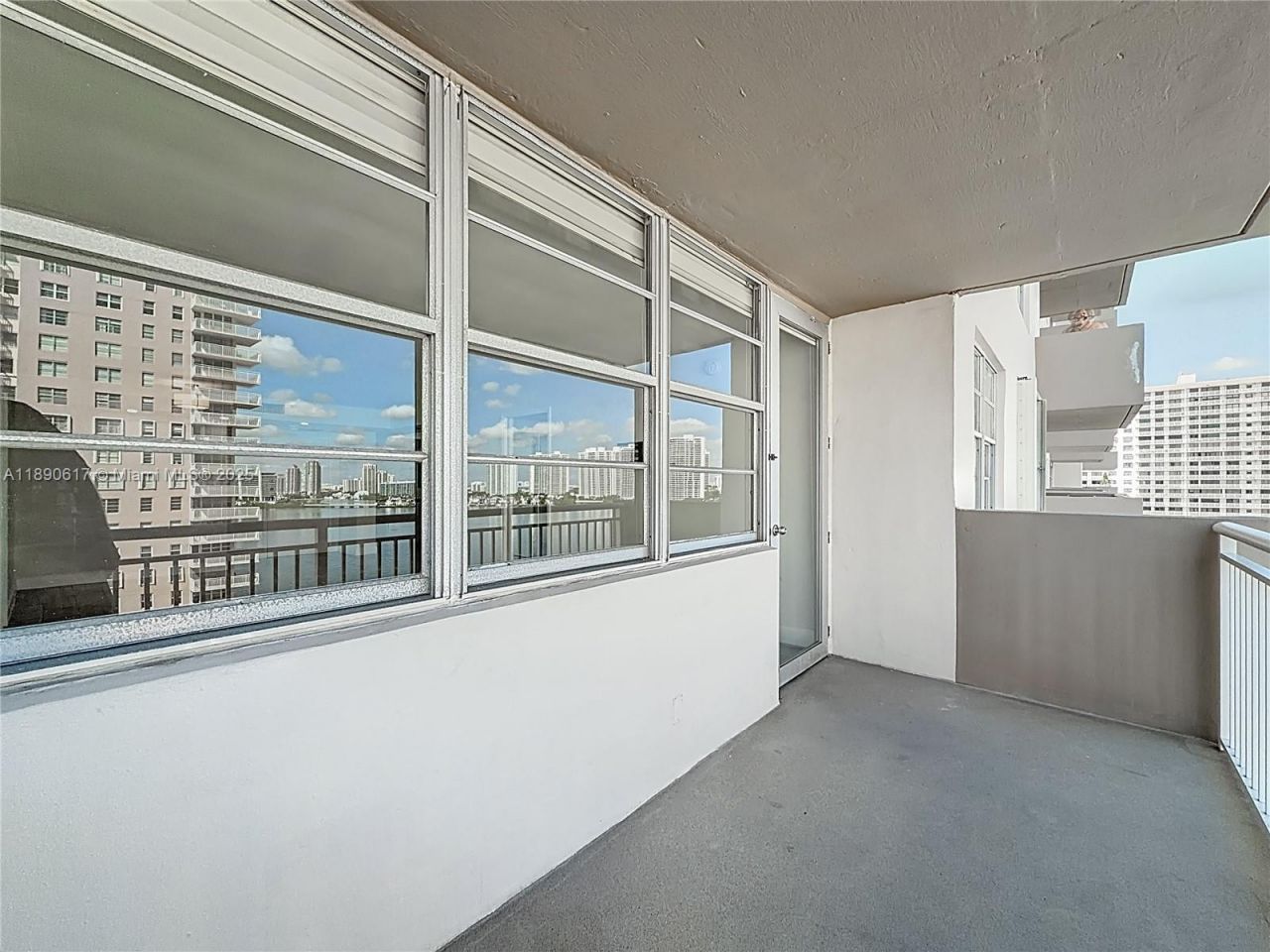 250 174th St, Unit 1211, Sunny Isles Beach, FL 33160 Photo