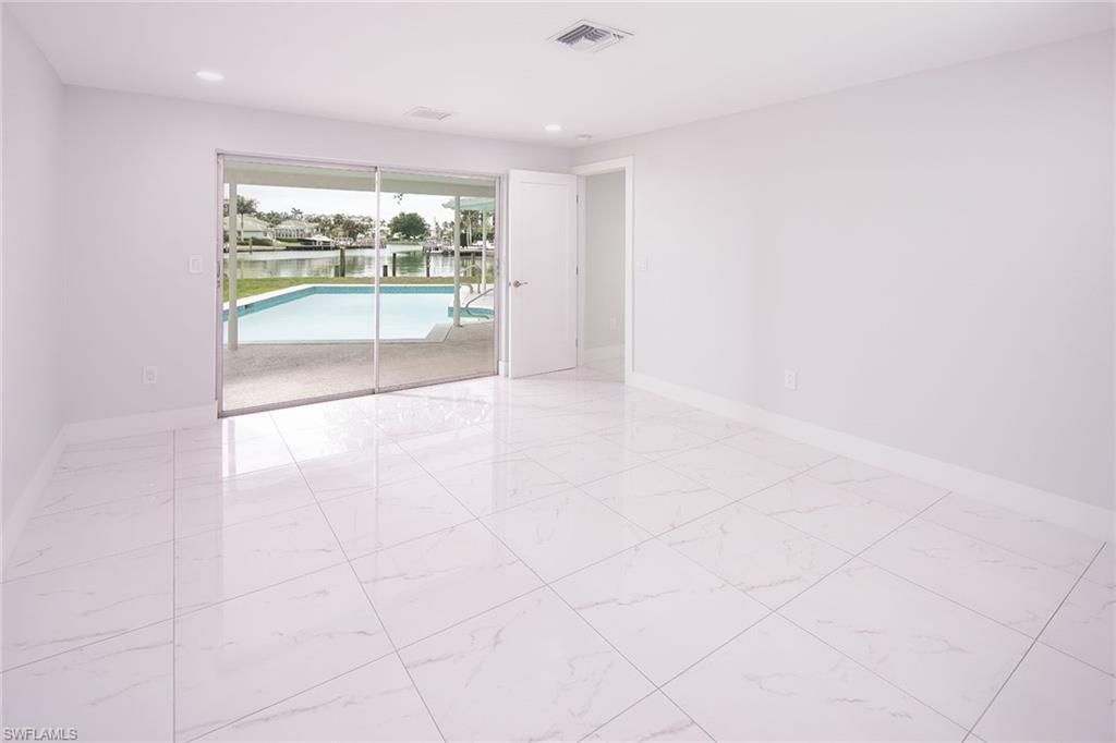 320 Bow Line Dr, Naples, FL 34103 Photo