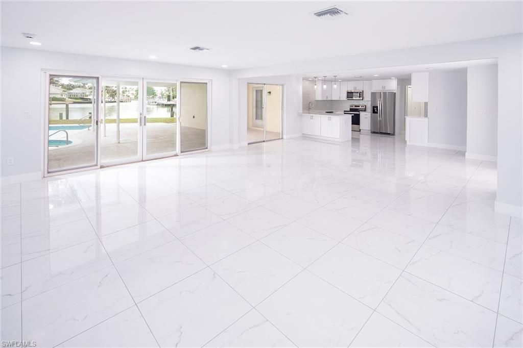 320 Bow Line Dr, Naples, FL 34103 Photo