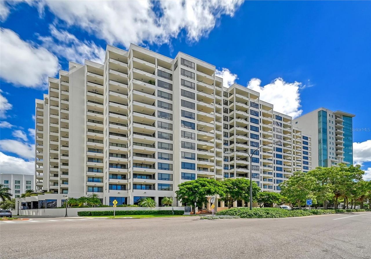 1255 N Gulfstream Avenue, Unit 702, Sarasota, FL 34236 Photo