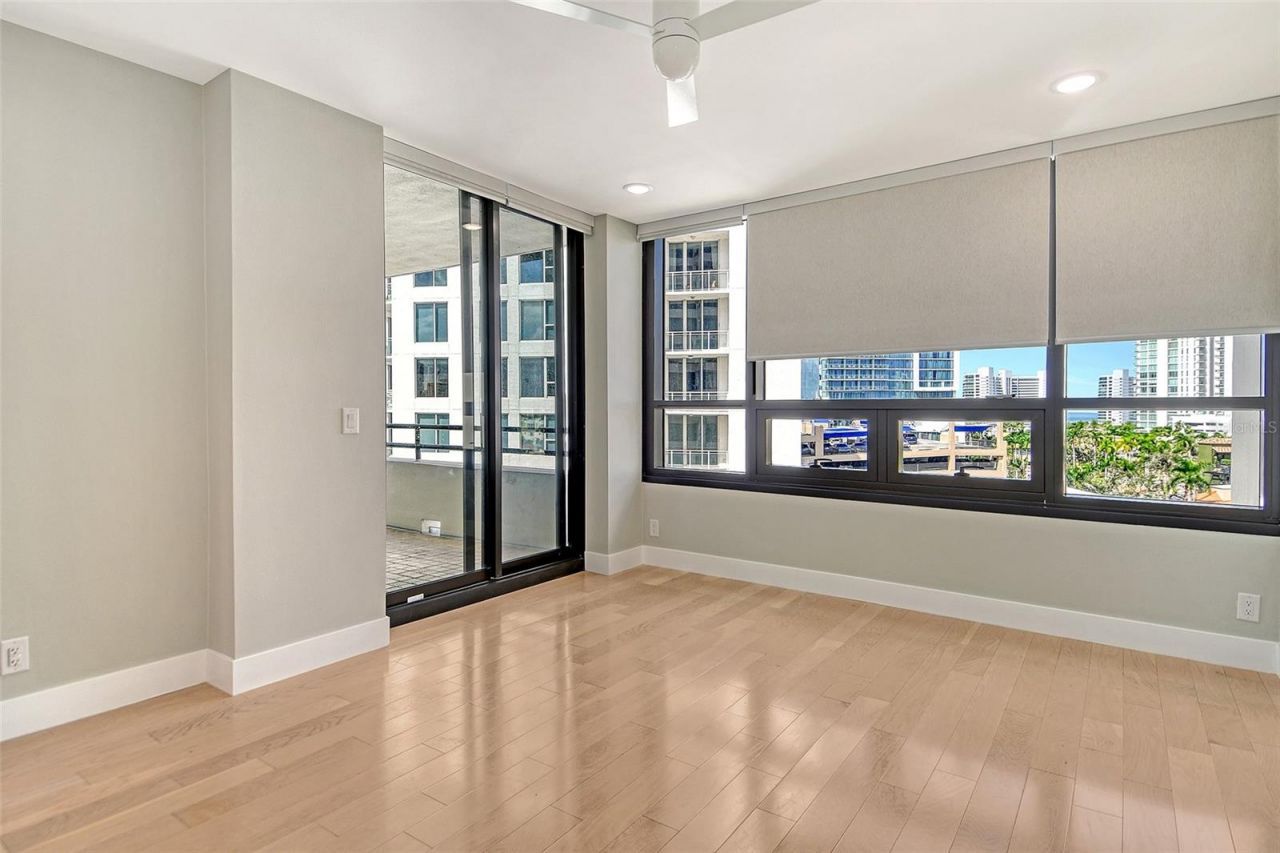 1255 N Gulfstream Avenue, Unit 702, Sarasota, FL 34236 Photo