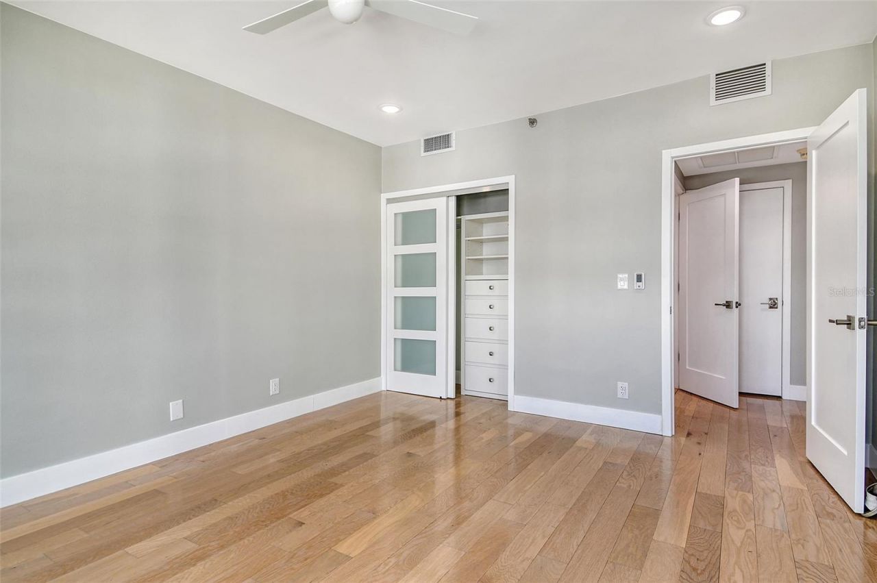 1255 N Gulfstream Avenue, Unit 702, Sarasota, FL 34236 Photo