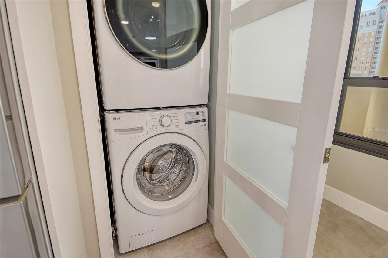 1255 N Gulfstream Avenue, Unit 702, Sarasota, FL 34236 Photo