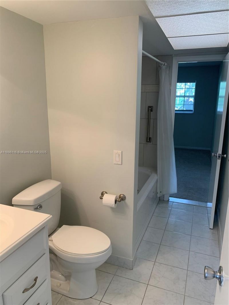 400 NE 20th St, Unit A108, Boca Raton, FL 33431 Photo