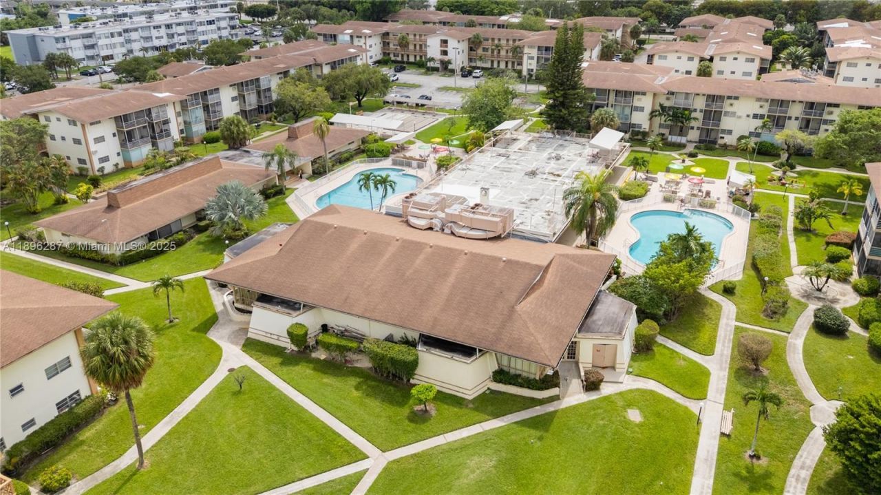 17001 NE 13th Ave, Unit 214, Miami, FL 33162 Photo