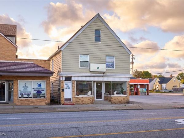 5432 State Road, Parma, OH 44134