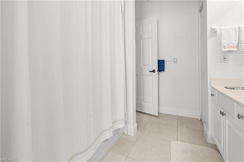 800 L Ambiance Cir, Unit 106, Naples, FL 34108 Photo