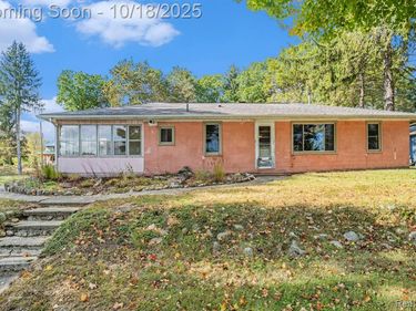 15303 Longfellow Drive, Argentine Twp, MI 48418
