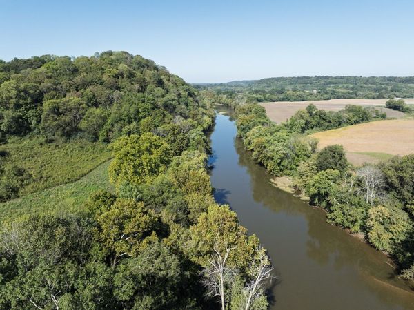 3200 Williamsport Pike , Williamsport, TN 38487