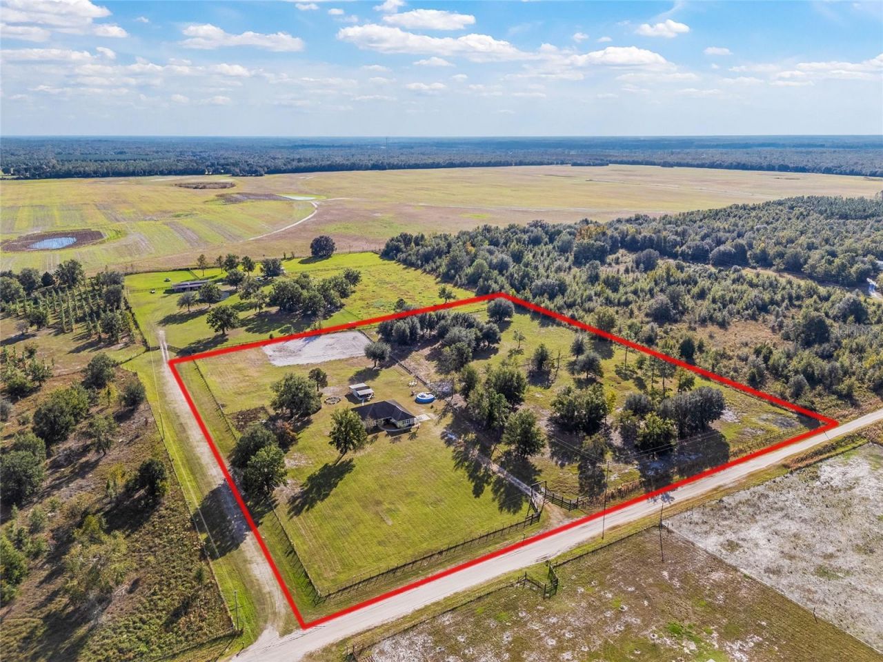 630 SW Marigold Place, Fort White, FL 32038 Photo