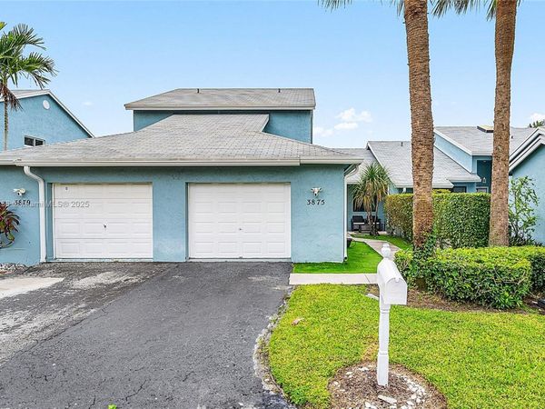3875 Island club w, Lantana, FL 33462