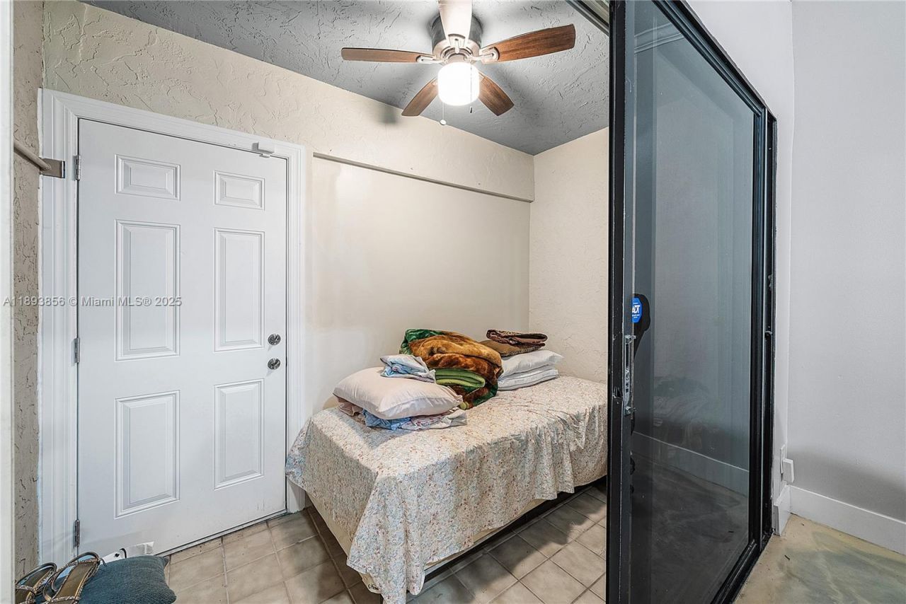 3875 Island Club W, Lantana, FL 33462 Photo