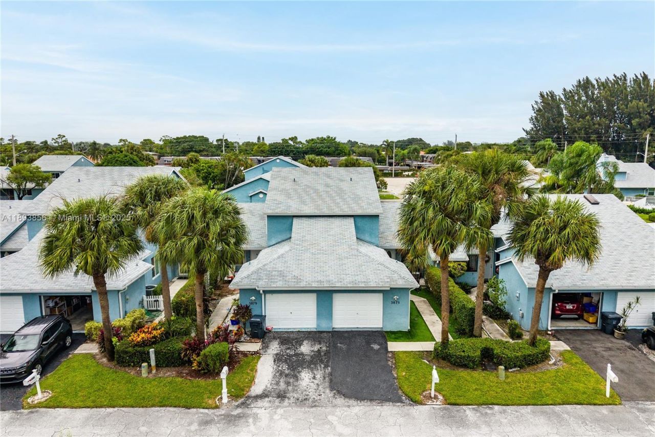 3875 Island Club W, Lantana, FL 33462 Photo