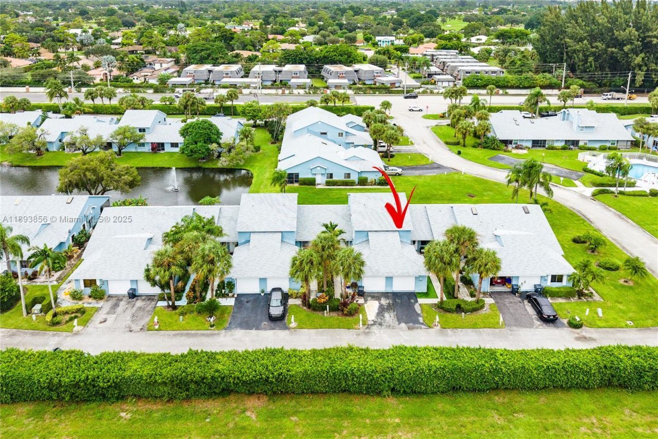 3875 Island Club W, Lantana, FL 33462 Photo