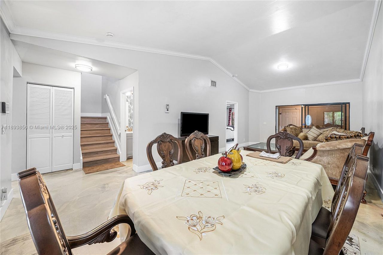 3875 Island Club W, Lantana, FL 33462 Photo