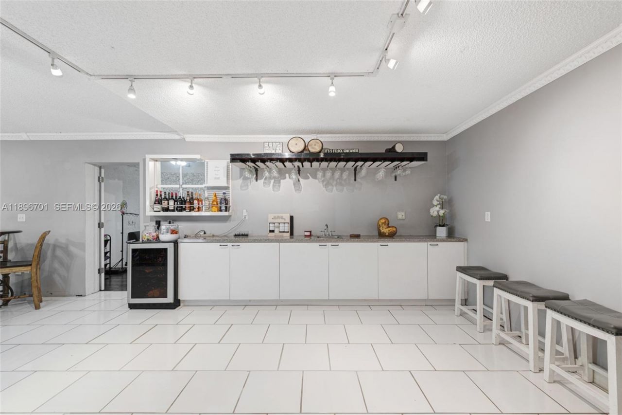 19491 SW 216th St, Miami, FL 33170 Photo