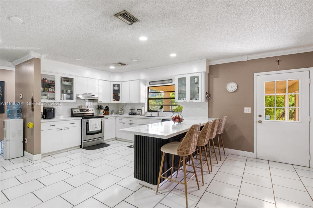 19491 SW 216th St, Miami, FL 33170 Photo