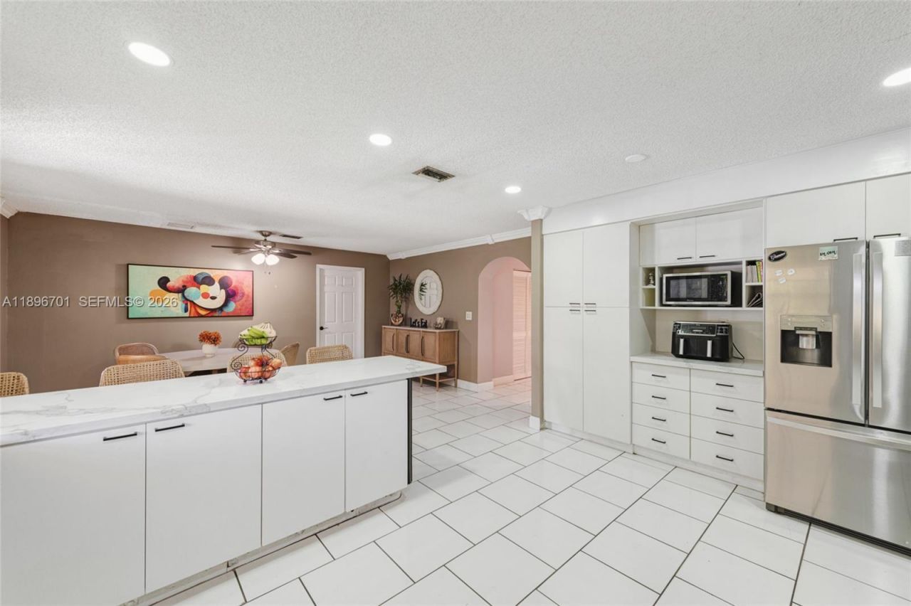 19491 SW 216th St, Miami, FL 33170 Photo