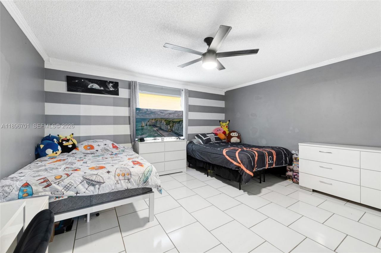 19491 SW 216th St, Miami, FL 33170 Photo