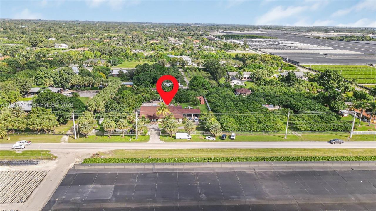 19491 SW 216th St, Miami, FL 33170 Photo