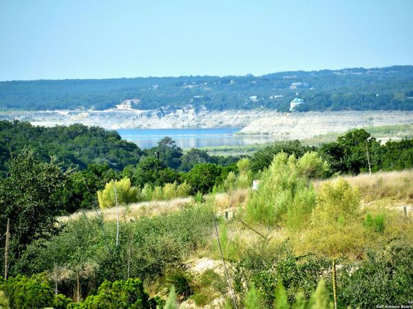 000 W Private Road 1708, Mico, TX 78056