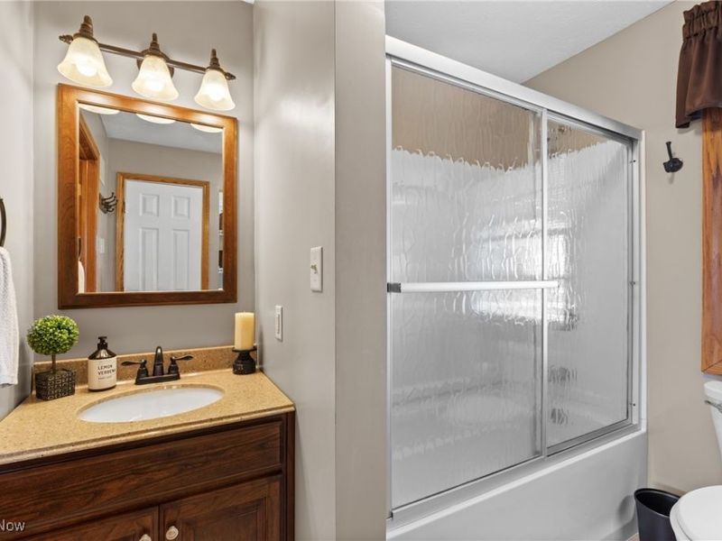 55584 Bel Haven, Bellaire, OH 43906 Photo 21