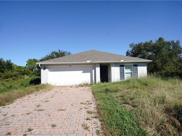 666 Vanola CT, LEHIGH ACRES, FL 33972