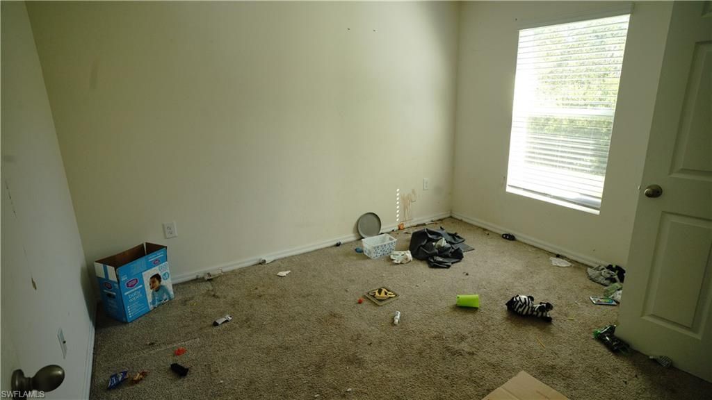 666 Vanola Ct, Lehigh Acres, FL 33972 Photo