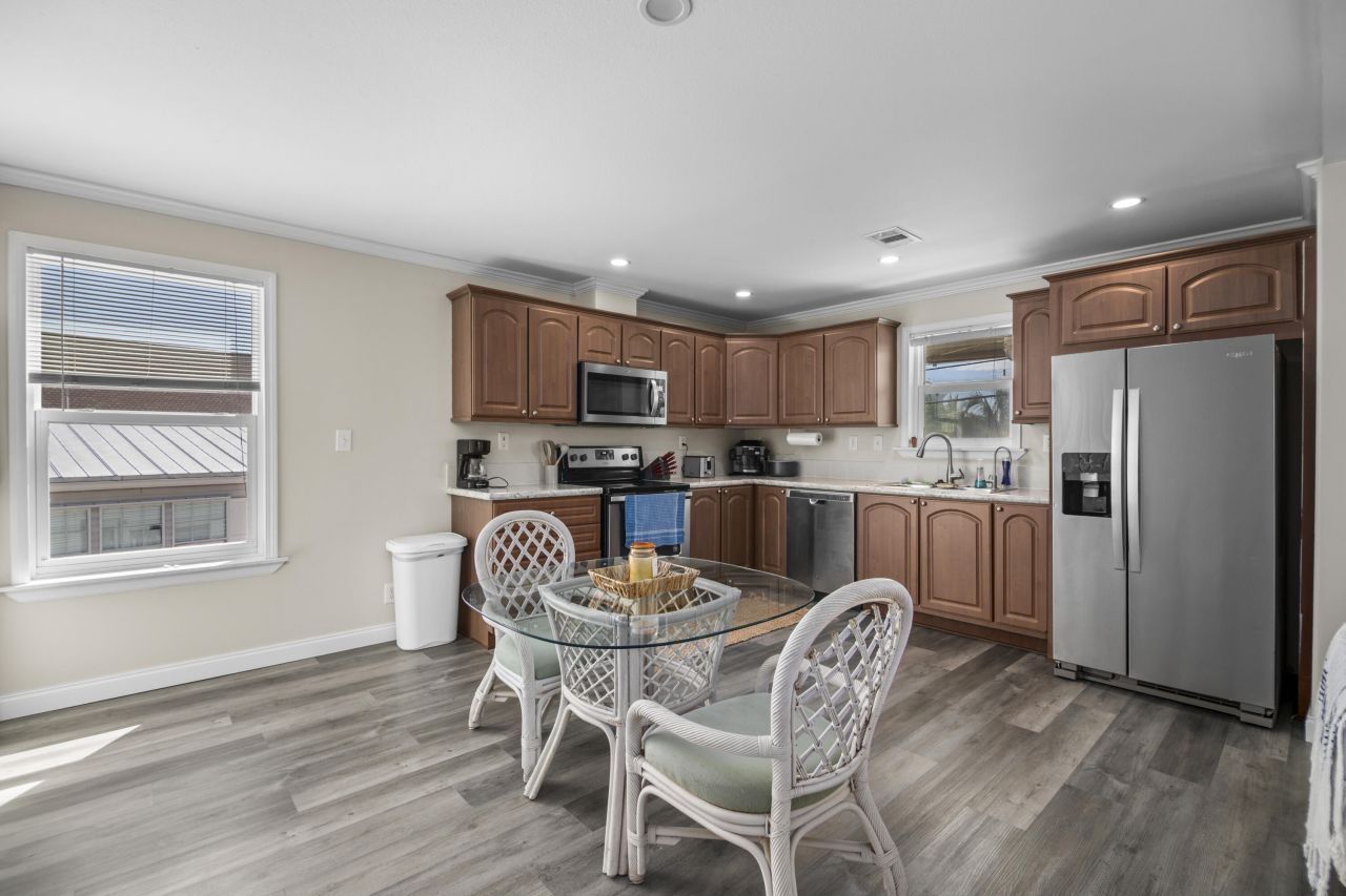 599 W 105th Street Ocean Street, Marathon, FL 33050 Photo