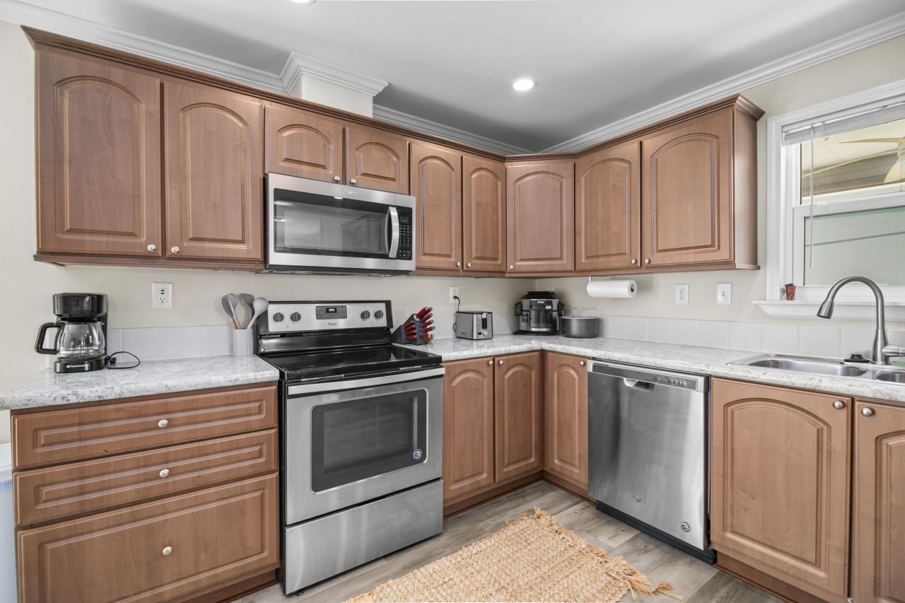 599 W 105th Street Ocean Street, Marathon, FL 33050 Photo