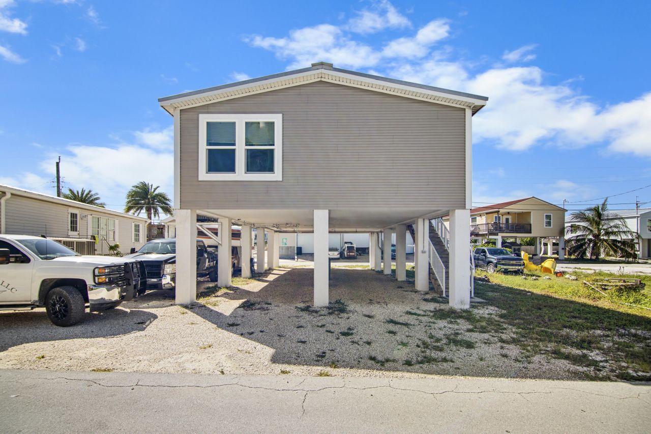 599 W 105th Street Ocean Street, Marathon, FL 33050 Photo