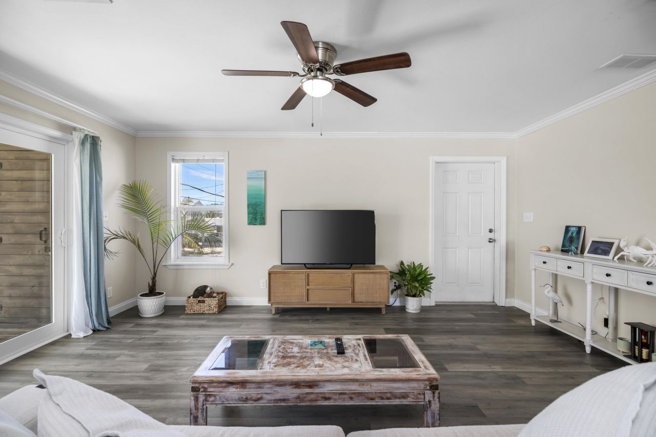 599 W 105th Street Ocean Street, Marathon, FL 33050 Photo