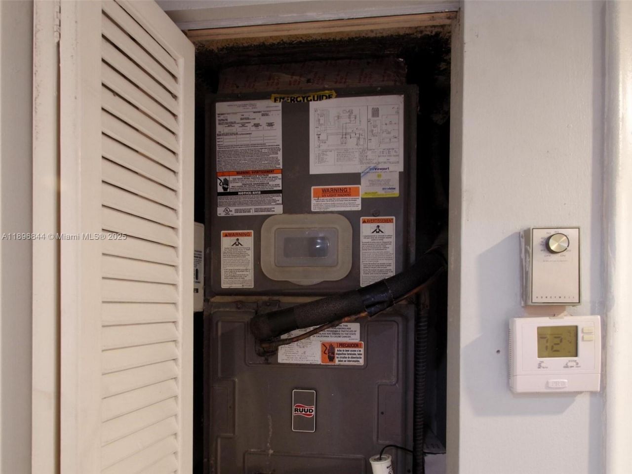 420 NE 12th Ave, Unit 401, Hallandale Beach, FL 33009 Photo