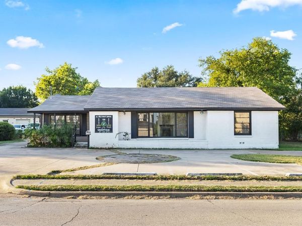 7240 Glenview Drive, Richland Hills, TX 76180