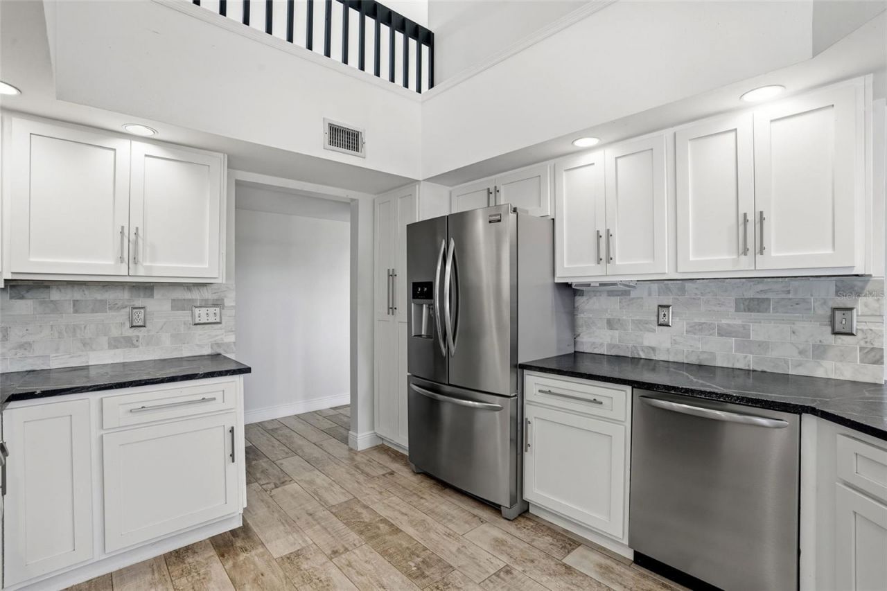 330 Prather Drive, Fort Myers, FL 33919 Photo