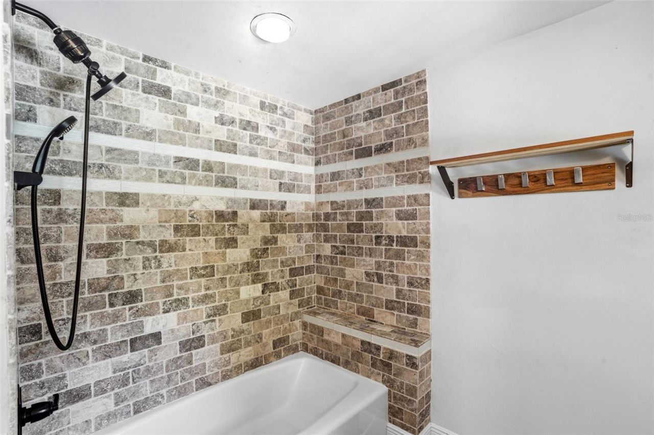 330 Prather Drive, Fort Myers, FL 33919 Photo