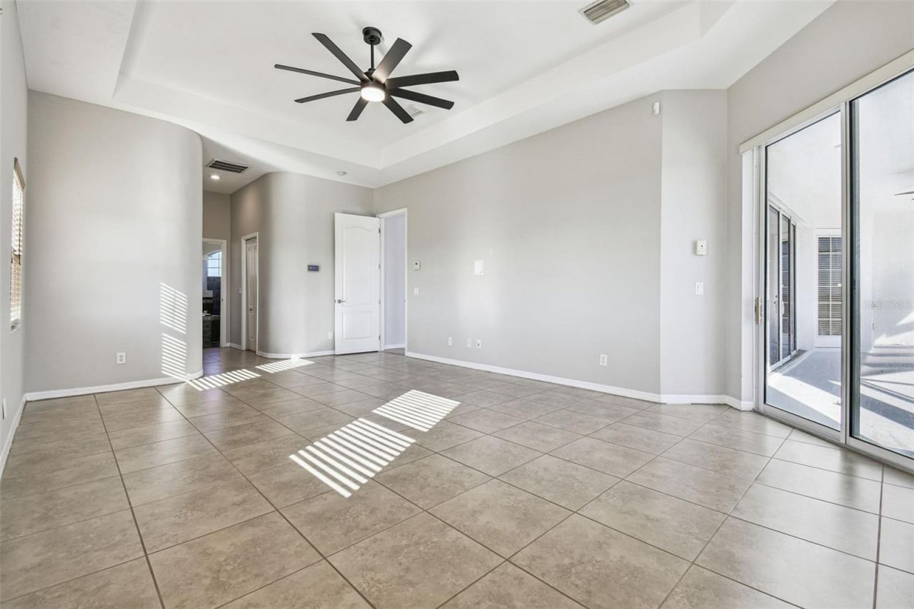 15639 Seth Country Lane, Wimauma, FL 33598 Photo