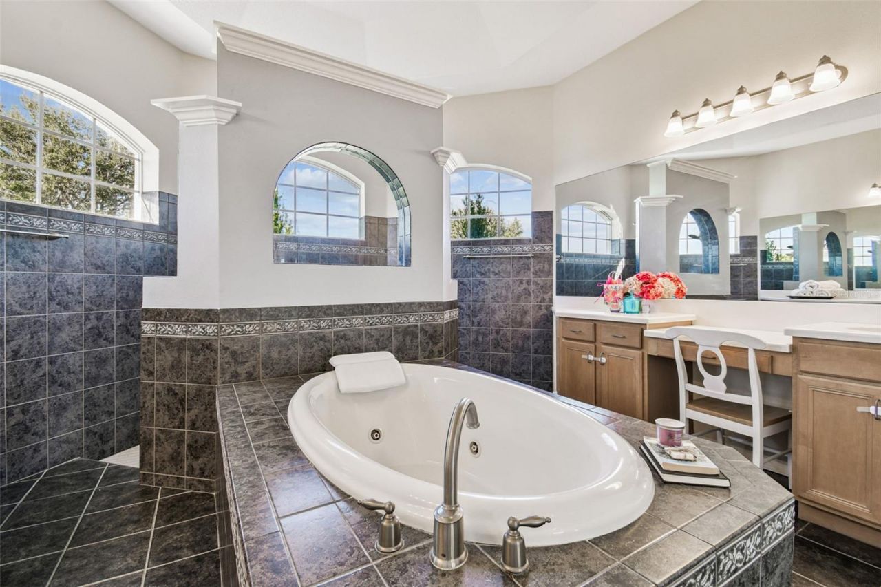 15639 Seth Country Lane, Wimauma, FL 33598 Photo