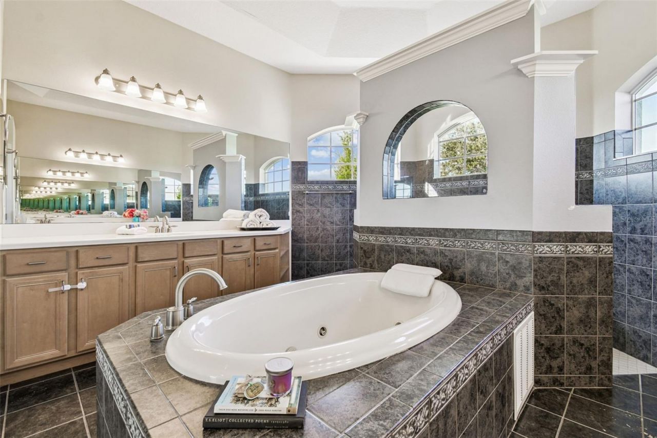 15639 Seth Country Lane, Wimauma, FL 33598 Photo