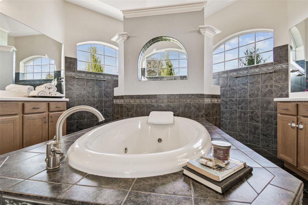 15639 Seth Country Lane, Wimauma, FL 33598 Photo