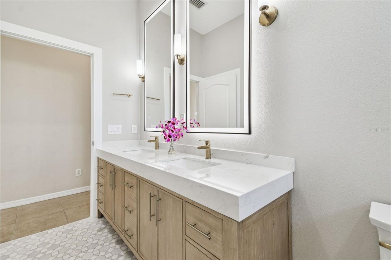 15639 Seth Country Lane, Wimauma, FL 33598 Photo