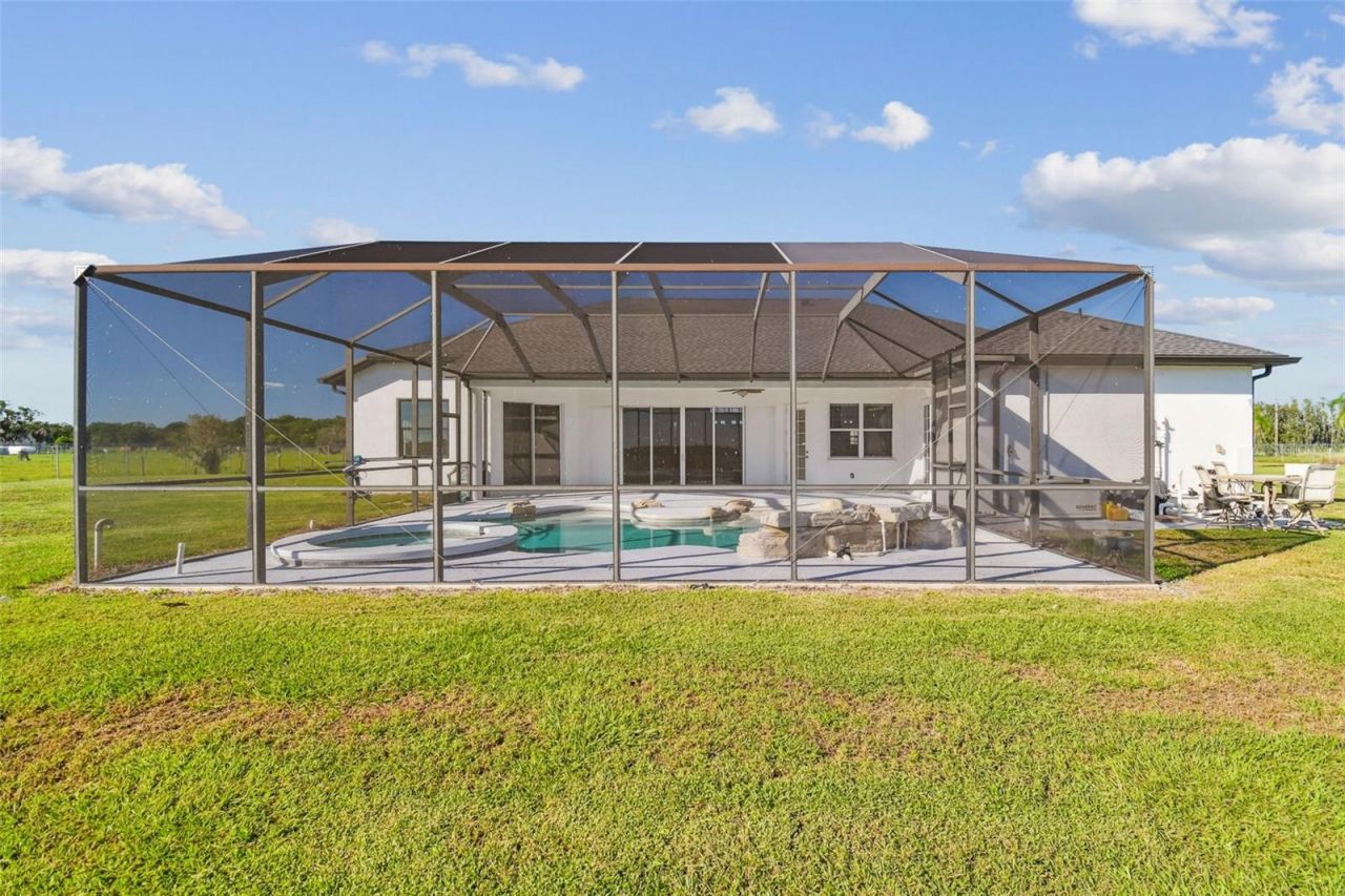 15639 Seth Country Lane, Wimauma, FL 33598 Photo